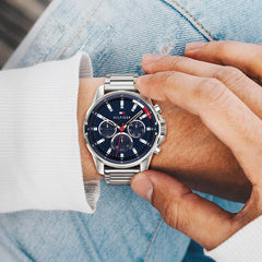 Analogue Multifunction Quartz Watch for Men with Stainless Steel Bracelet or Silicone Strap